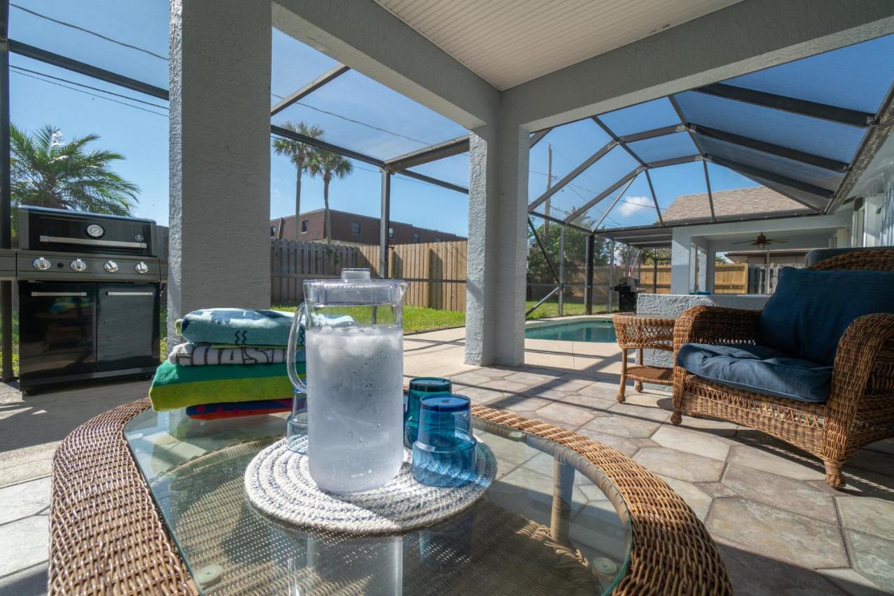 Oceanview Haven - 2Br Beach Townhome With Patio, Shared Heated Pool Steps From Paradise Beach Park! Melbourne Eksteriør billede